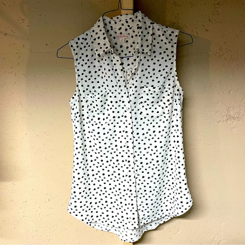 Merona button up tank.